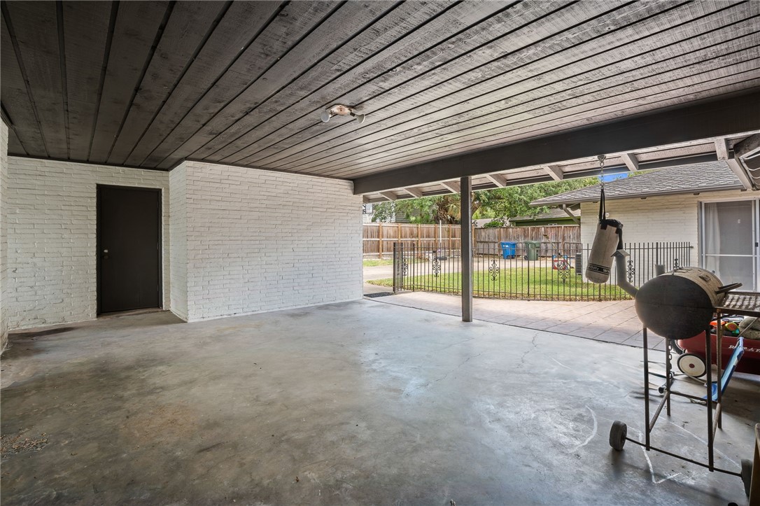 4822 Augusta Dr Property Photo 38