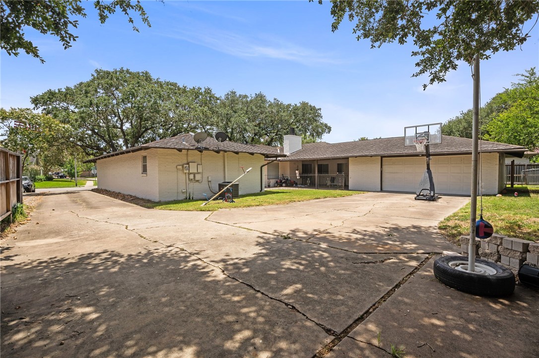 4822 Augusta Dr Property Photo 39