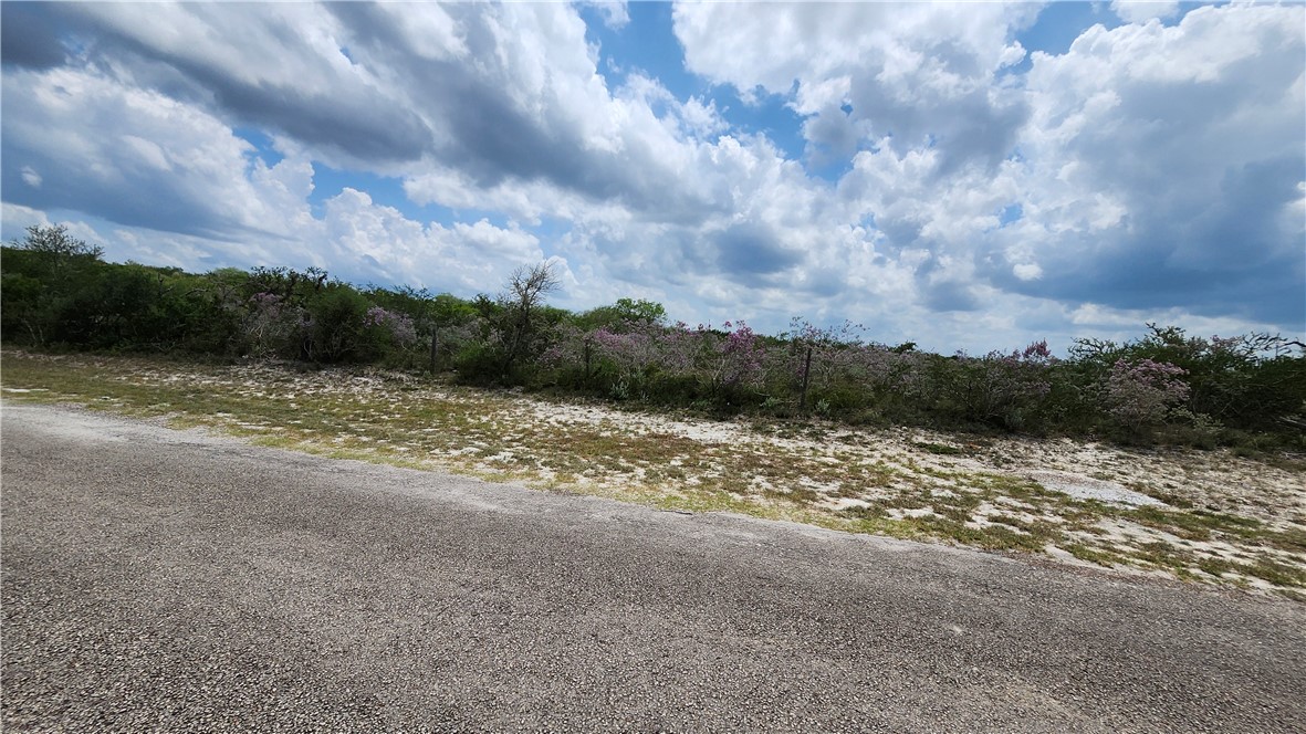 15 County Road 372 Property Photo 1