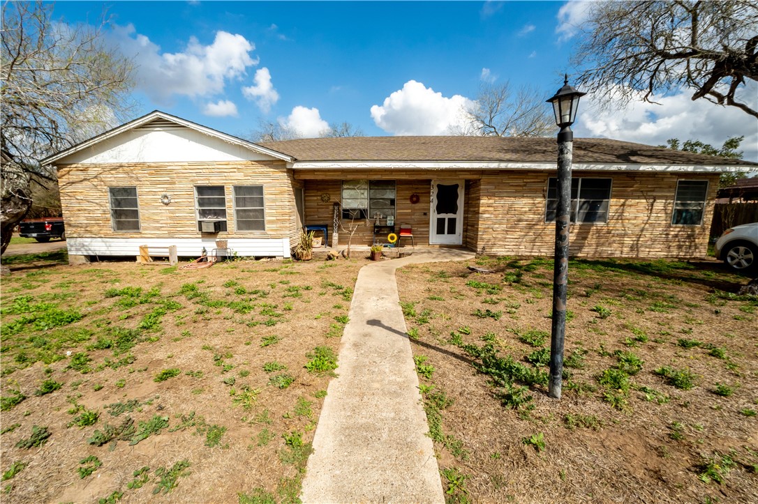 324 Nw 1st St Property Photo 1