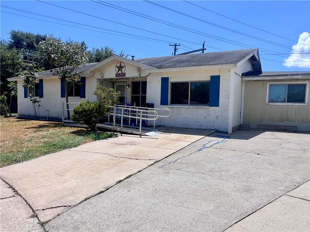 6317 Beechwood Dr Property Photo 4