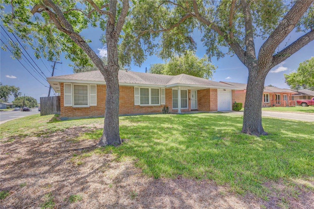 3729 Fort Worth St Property Photo 3