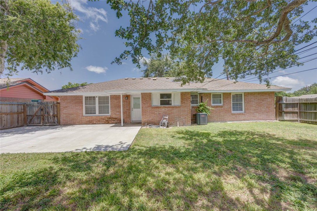3729 Fort Worth St Property Photo 5