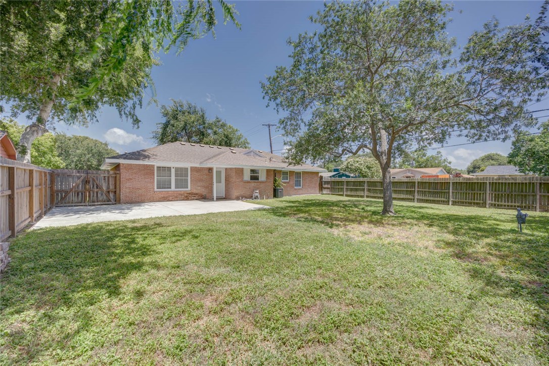 3729 Fort Worth St Property Photo 6
