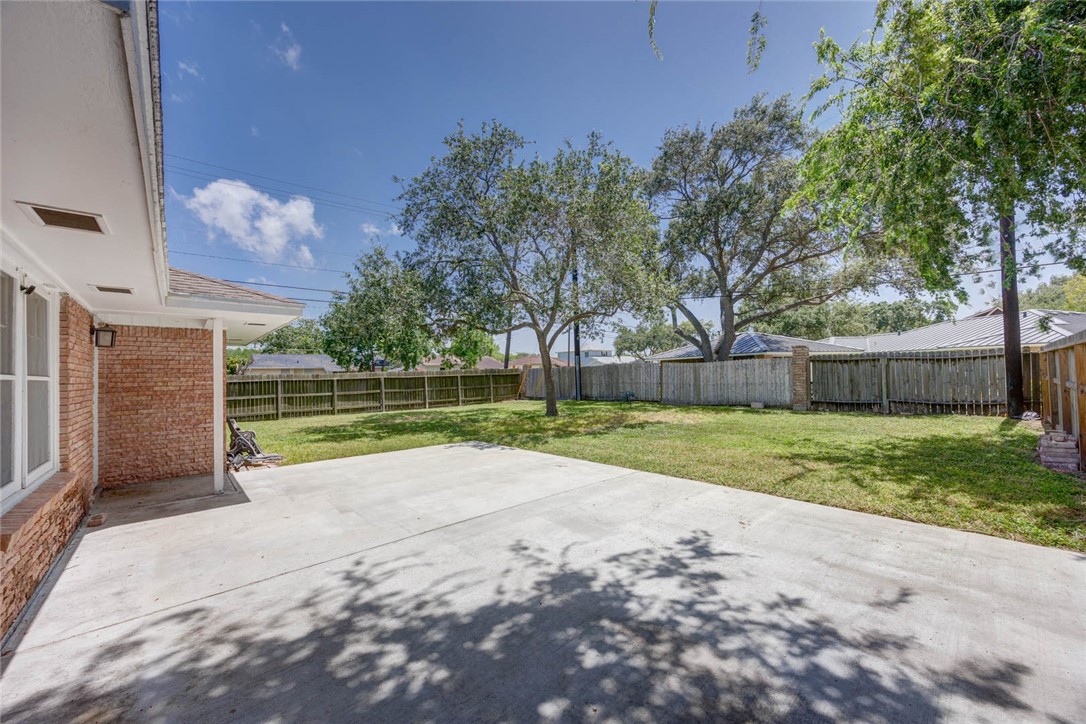 3729 Fort Worth St Property Photo 8