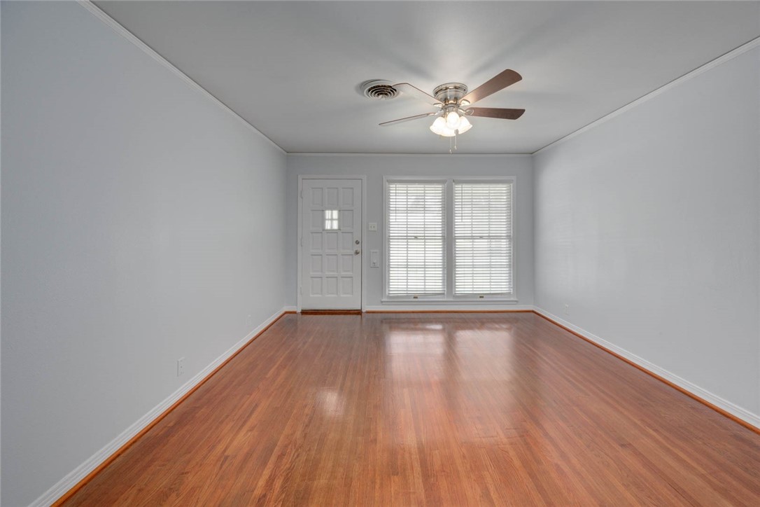 3729 Fort Worth St Property Photo 25