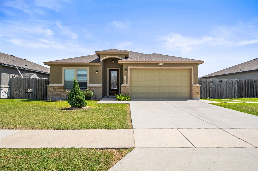 1826 Bay Landing Dr Property Photo 1