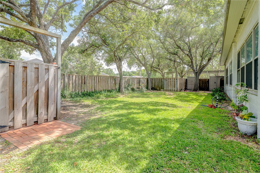 3313 Manitou St Property Photo 18