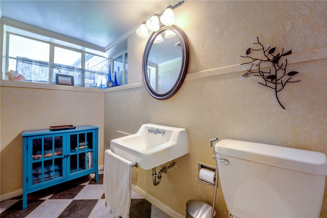3313 Manitou St Property Photo 20
