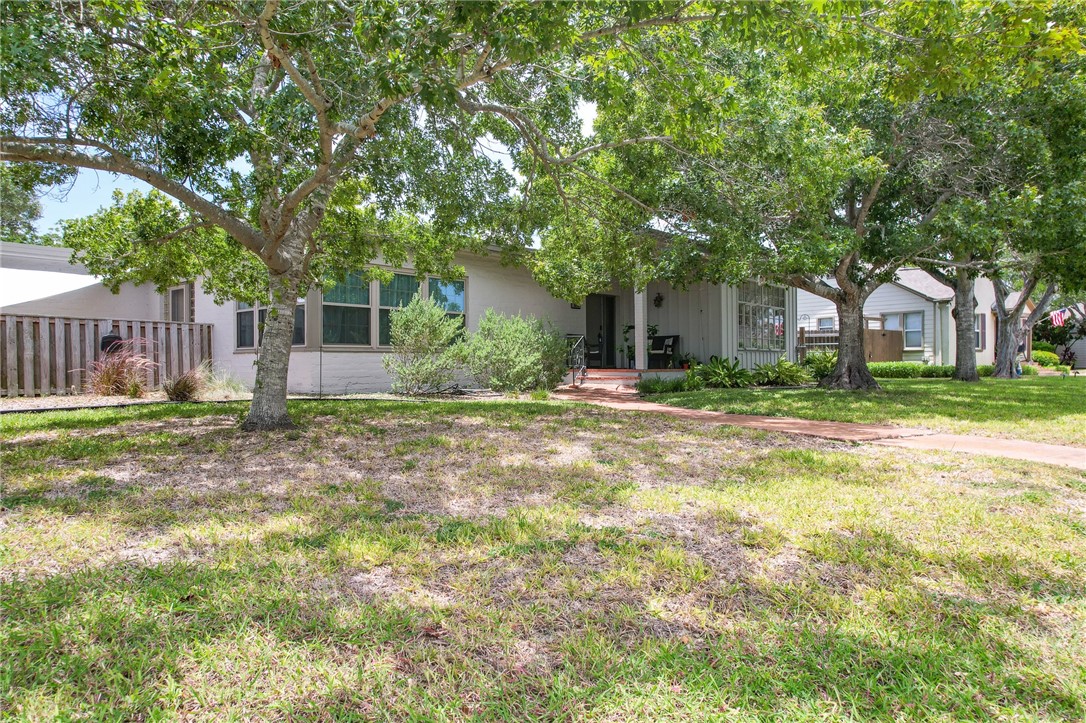3313 Manitou St Property Photo 33