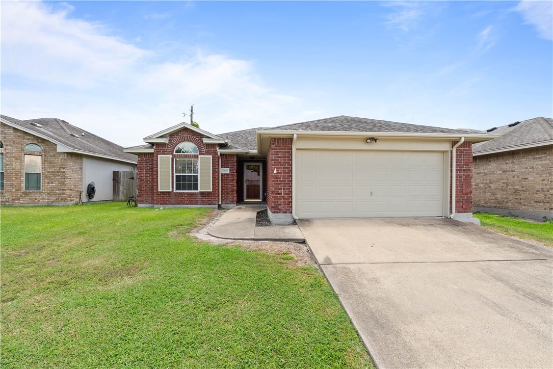6809 Blue Skyway Dr Property Photo 1