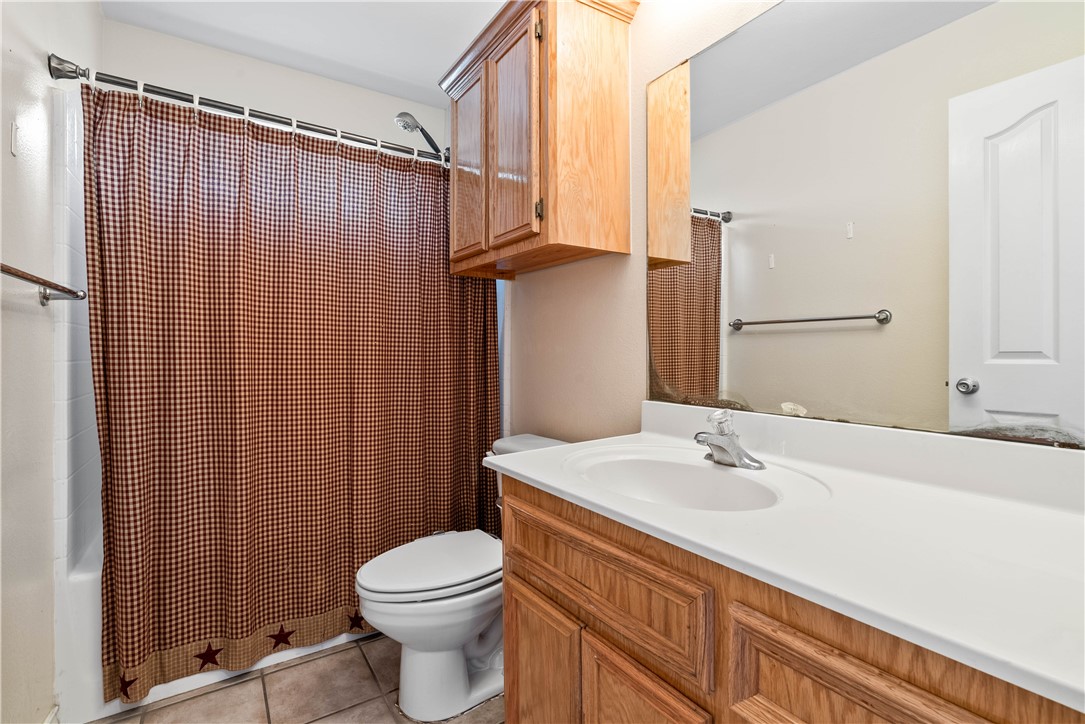 6809 Blue Skyway Dr Property Photo 11