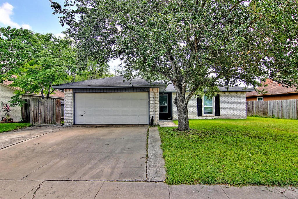 11401 Woodway Creek Dr Property Photo 1