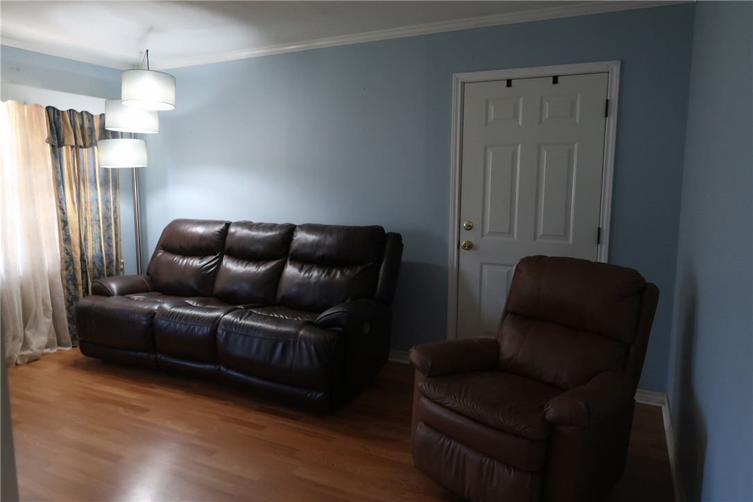 1003 Anderson Dr Property Photo 3