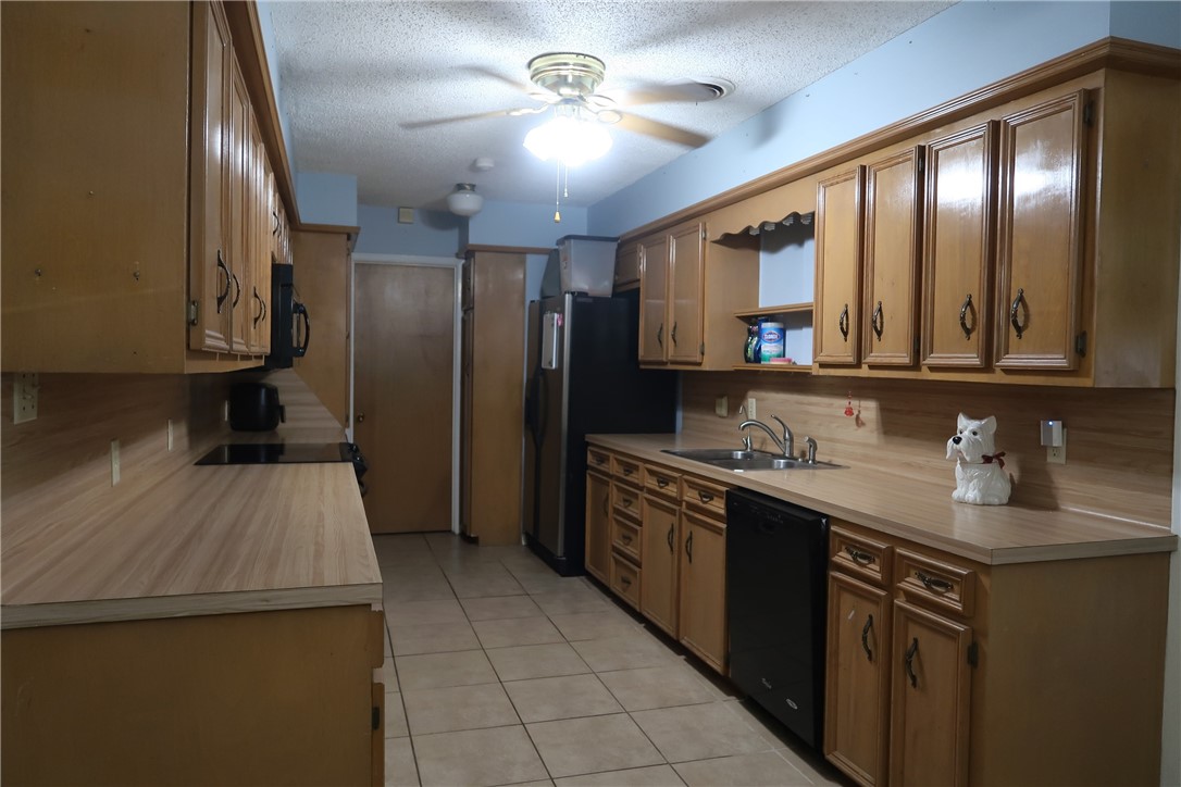 1003 Anderson Dr Property Photo 5