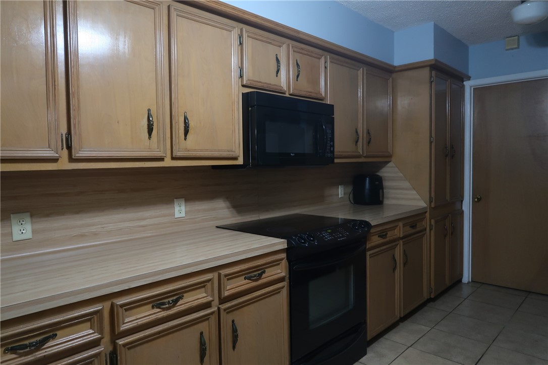 1003 Anderson Dr Property Photo 6