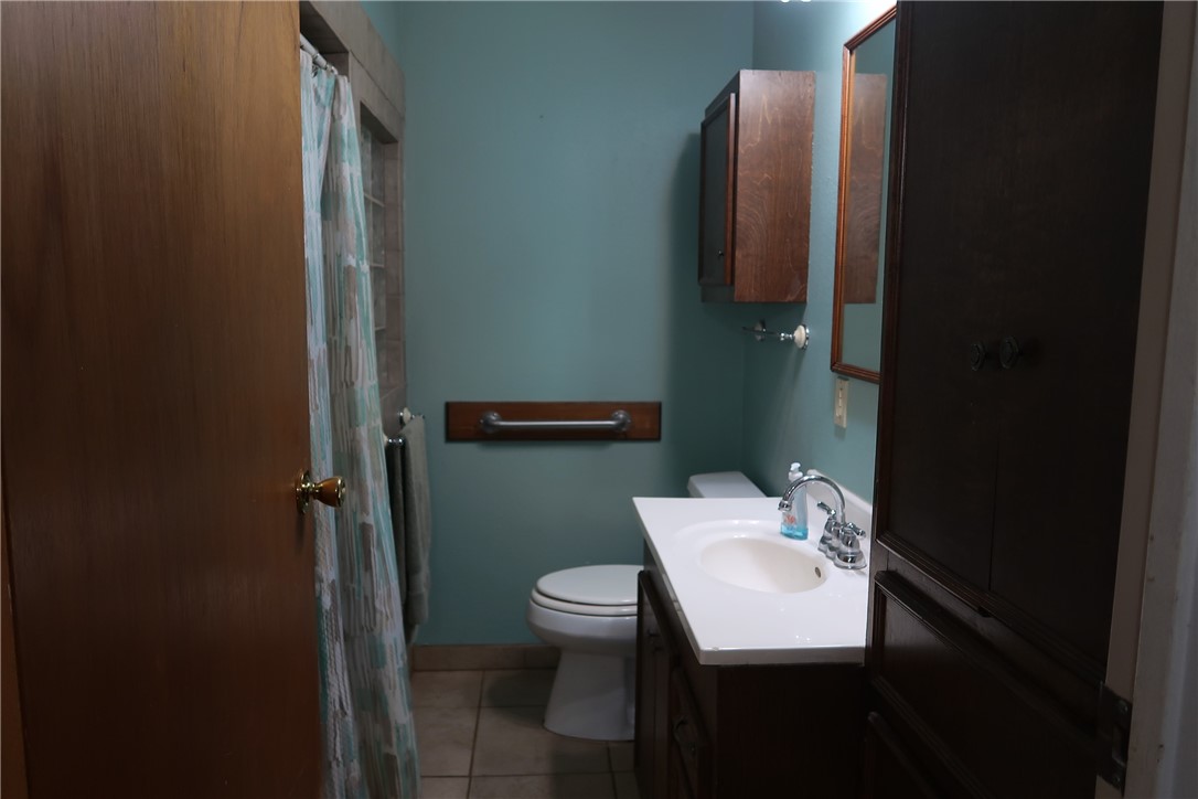 1003 Anderson Dr Property Photo 12