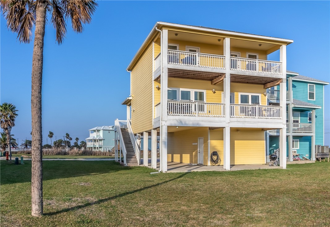 162 La Concha Blvd 18 Property Photo 1