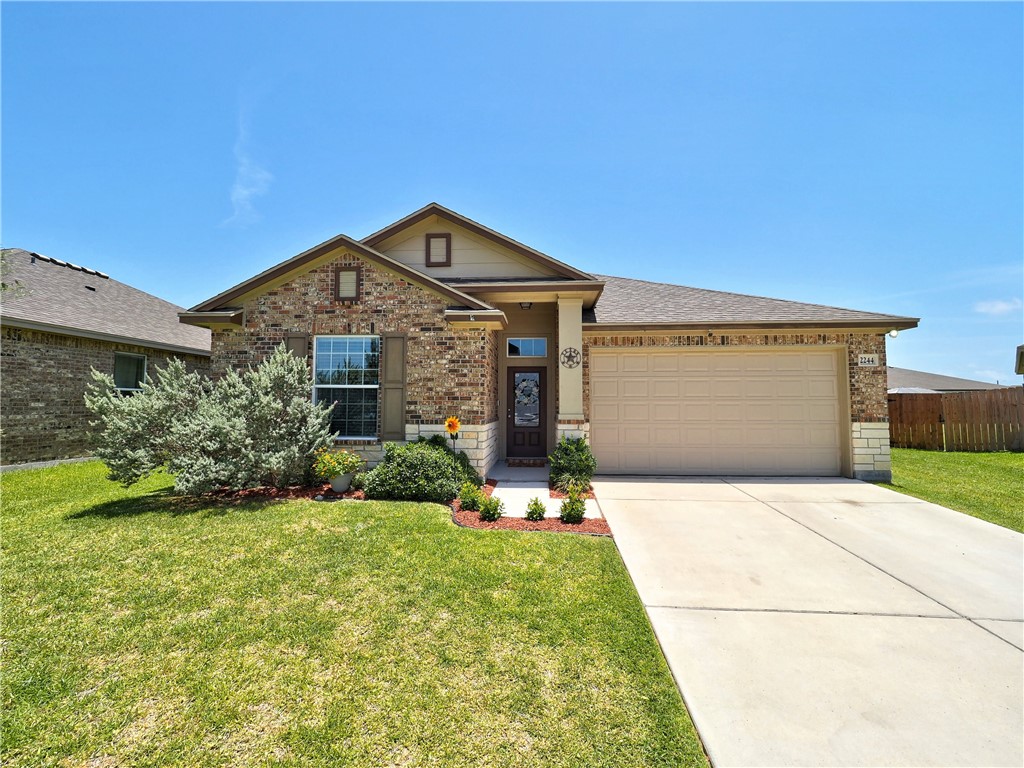 2244 Tallow Dr Property Photo 1