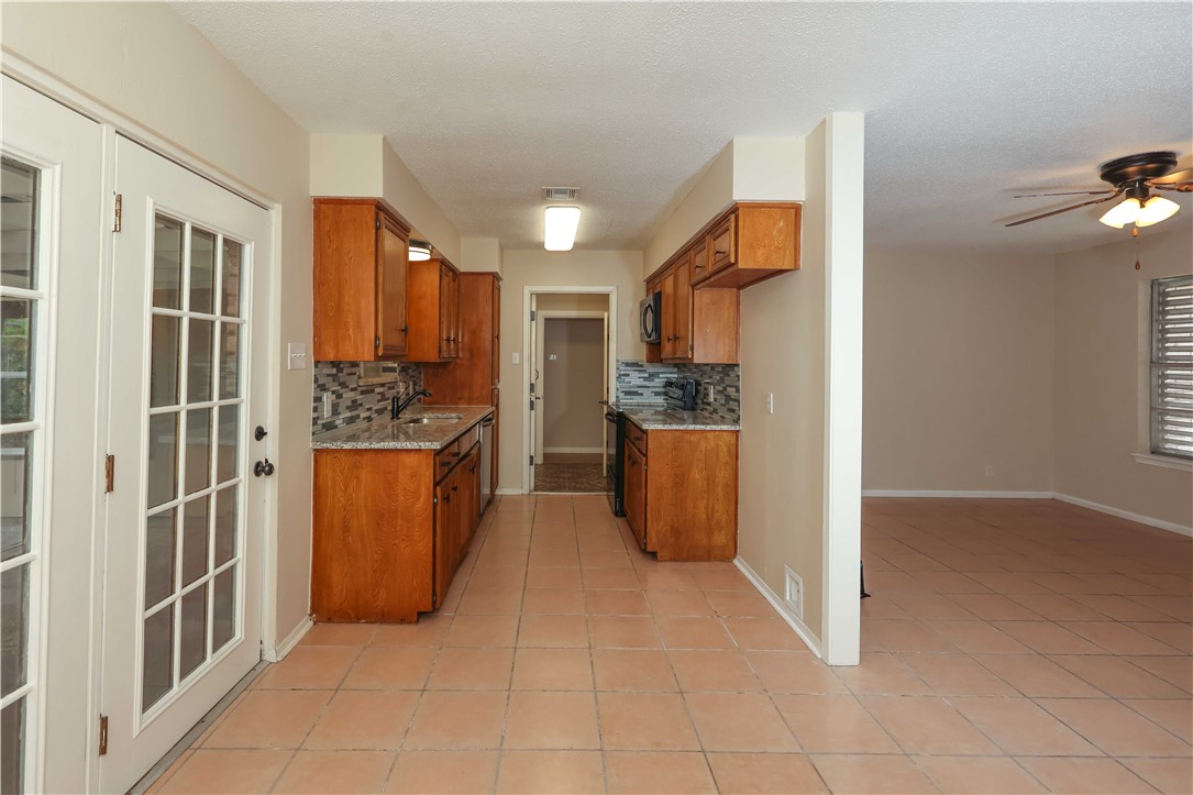 418 Polaris Pl Property Photo 7