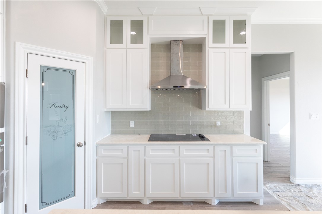 102 Moon Stone Property Photo 7