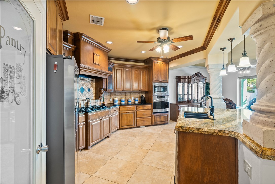 14217 Punta Bonaire Dr Property Photo 12