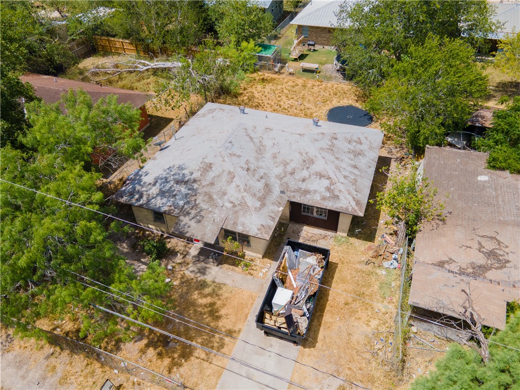 205 Brazos St Property Photo 5
