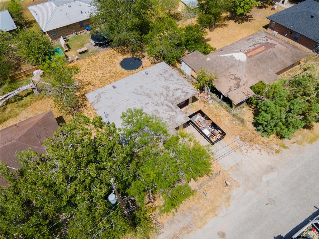 205 Brazos St Property Photo 7