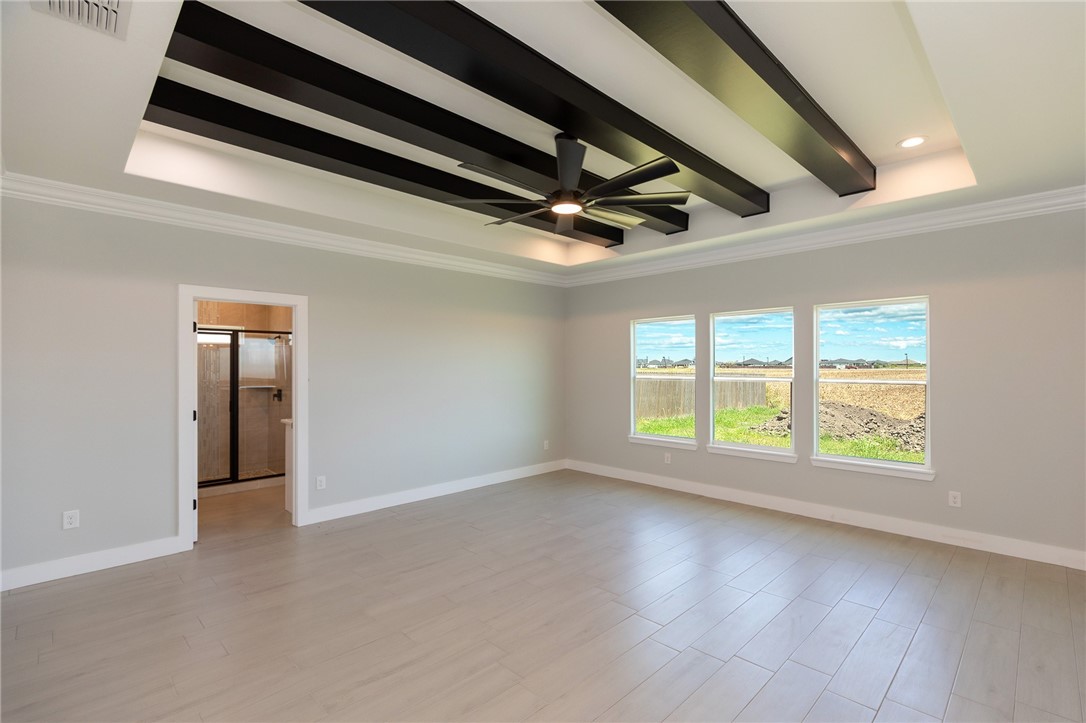 702 Mama Fefi Dr Property Photo 5