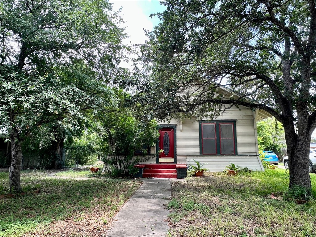 518 E Kenedy Ave Property Photo 1
