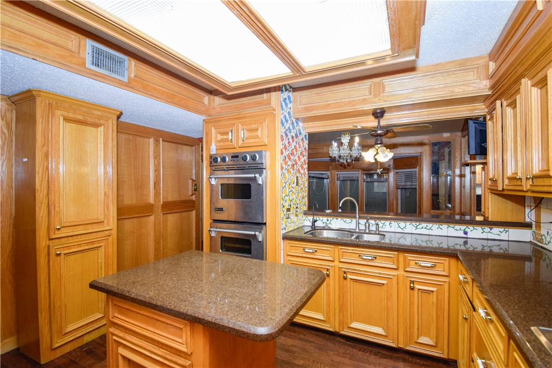 4330 Five Points Road Property Photo 9