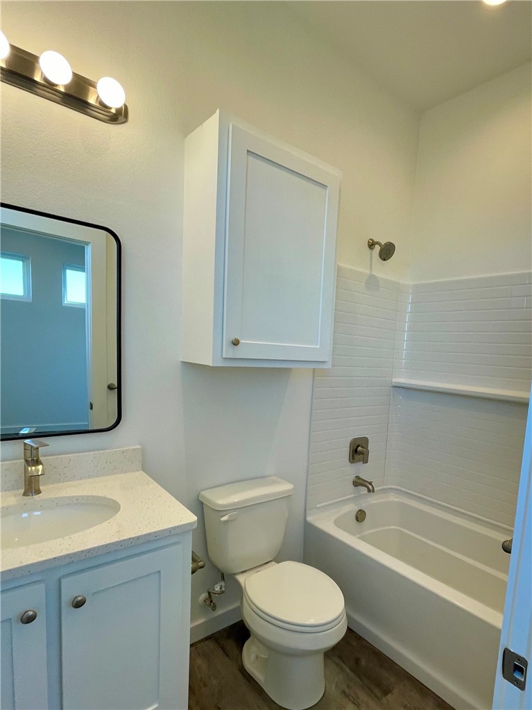 227 Port Mansfield St Property Photo 13