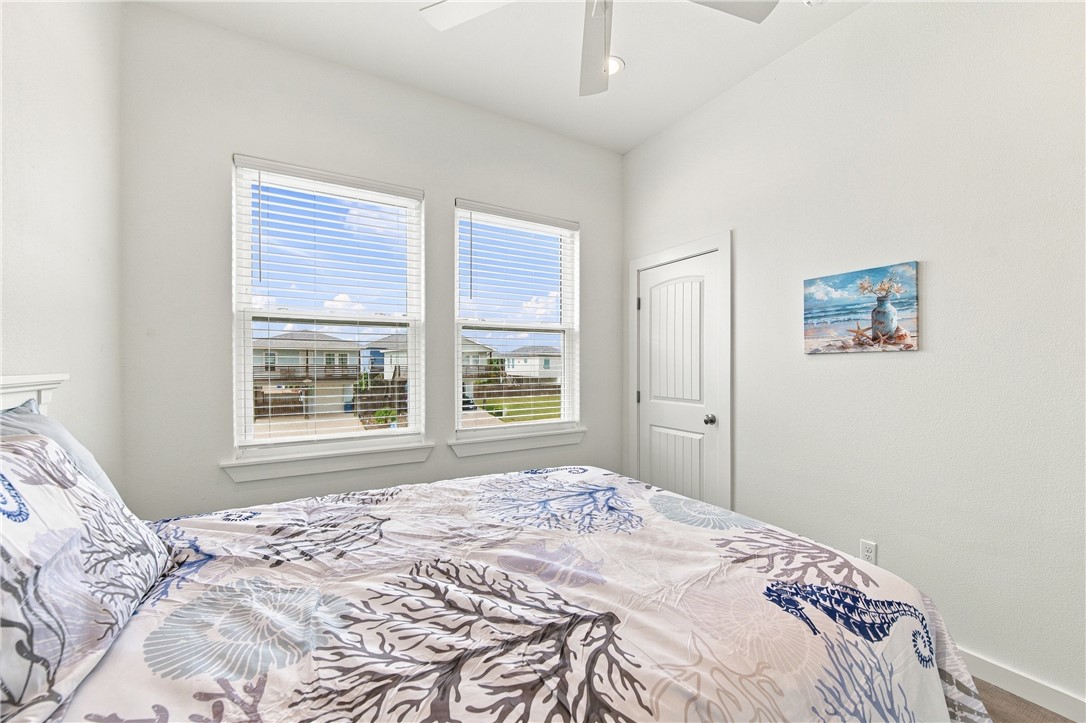227 Port Mansfield St Property Photo 15