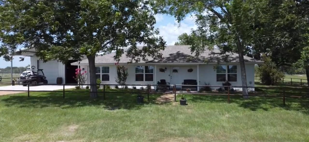 8652 State Highway 111 East