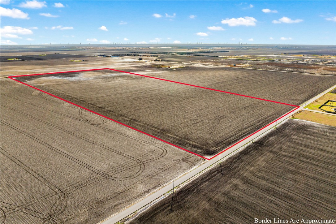 00 County Road 22 Property Photo 9