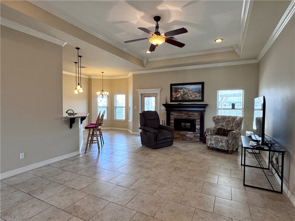 13942 Windjammer Dr Property Photo 3