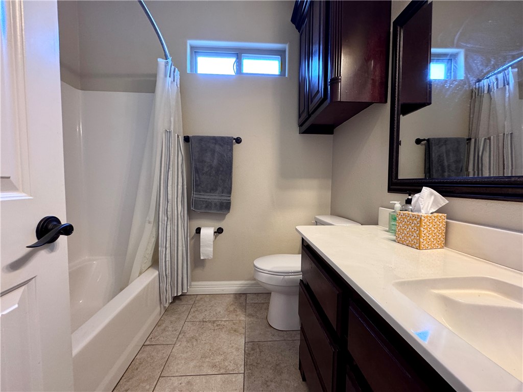 13942 Windjammer Dr Property Photo 26