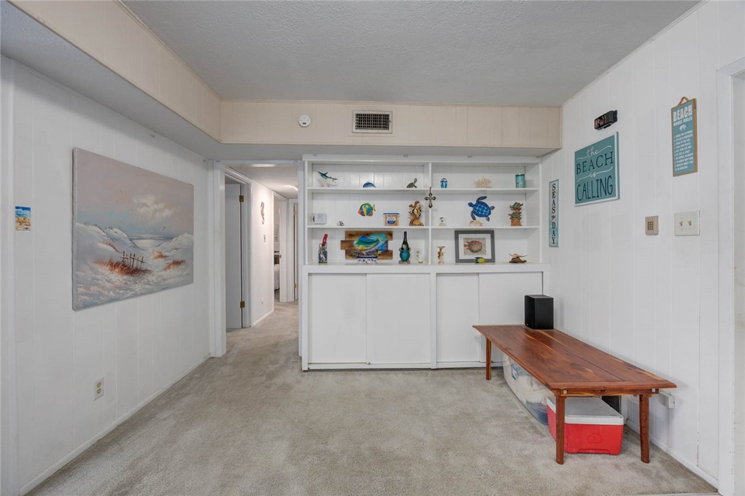726 Caddo St Property Photo 7