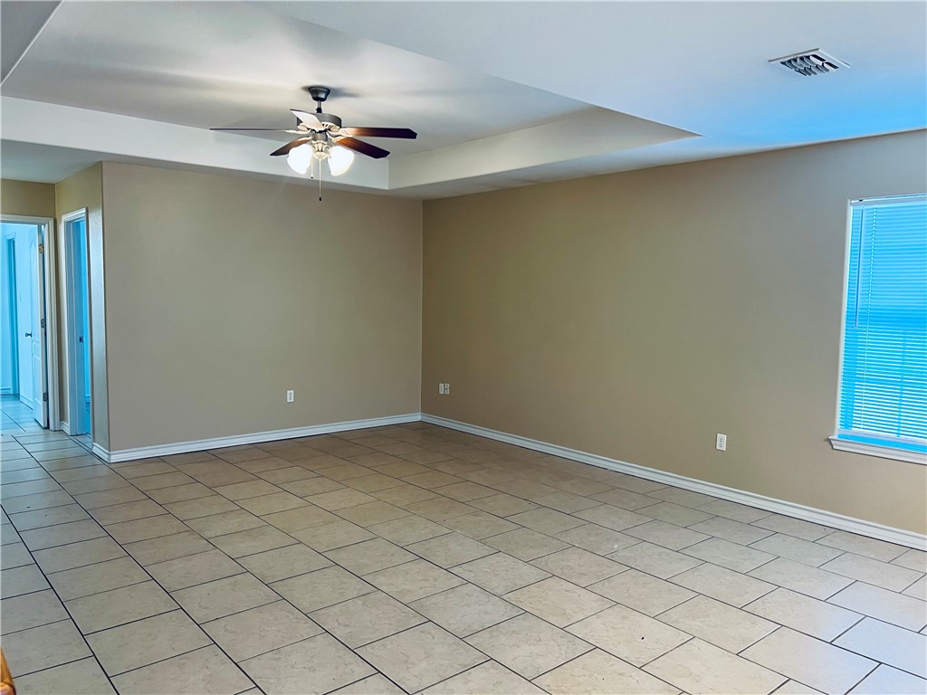 14006 Ambrosia St A Property Photo 8