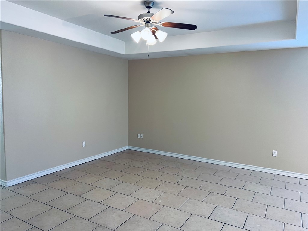 14006 Ambrosia St A Property Photo 9