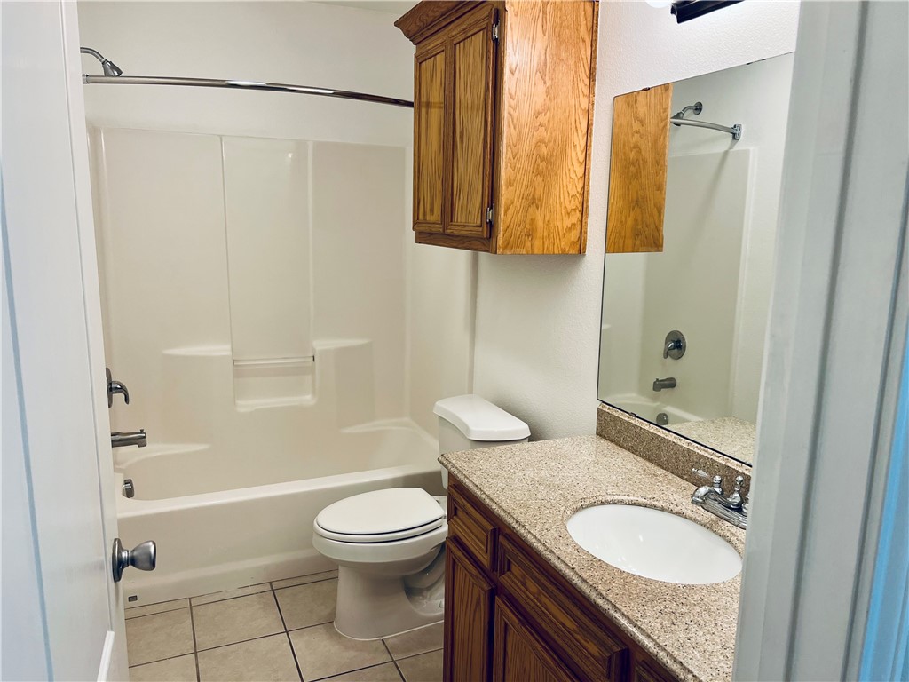 14006 Ambrosia St A Property Photo 16