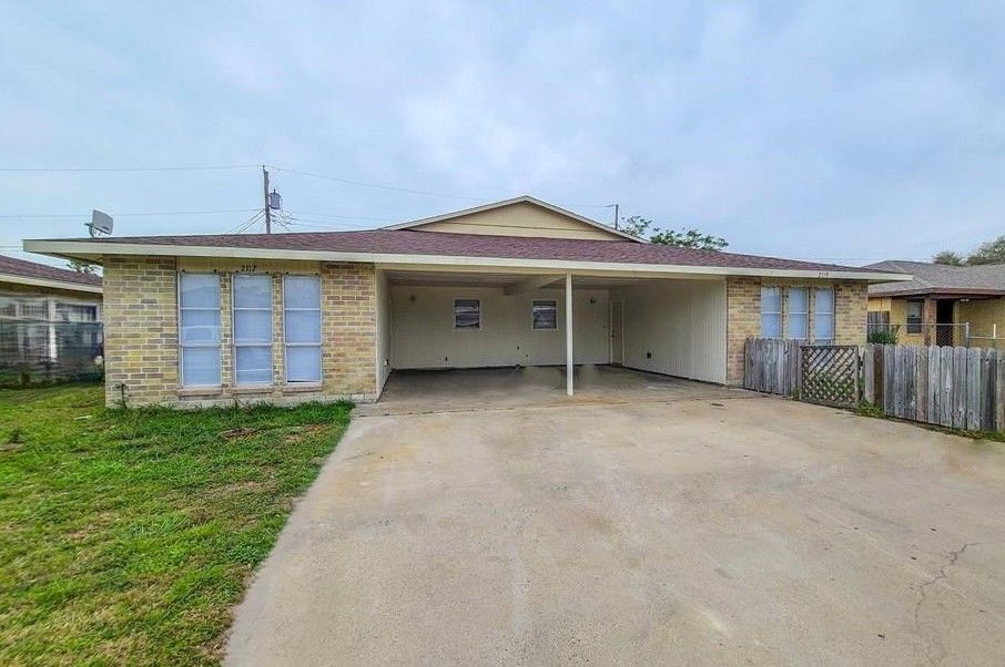 2119 Zephyr Property Photo 1