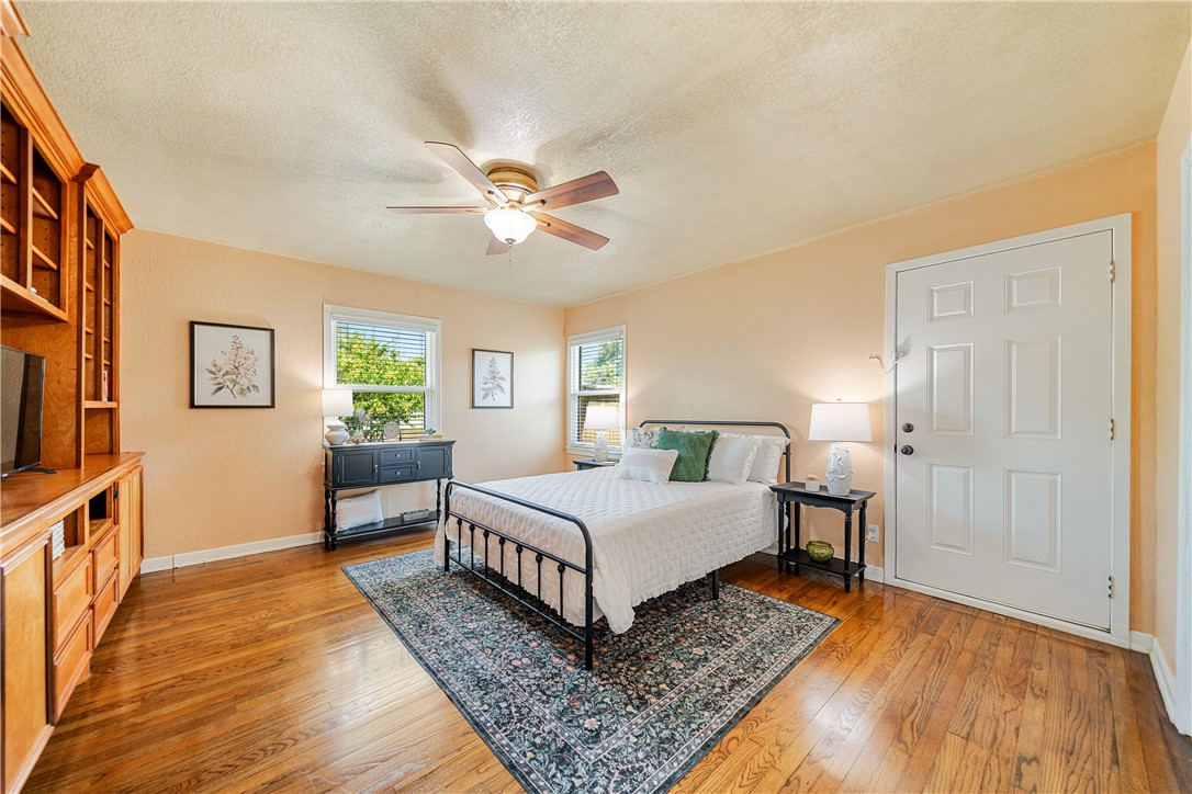 345 Doddridge St Property Photo 23