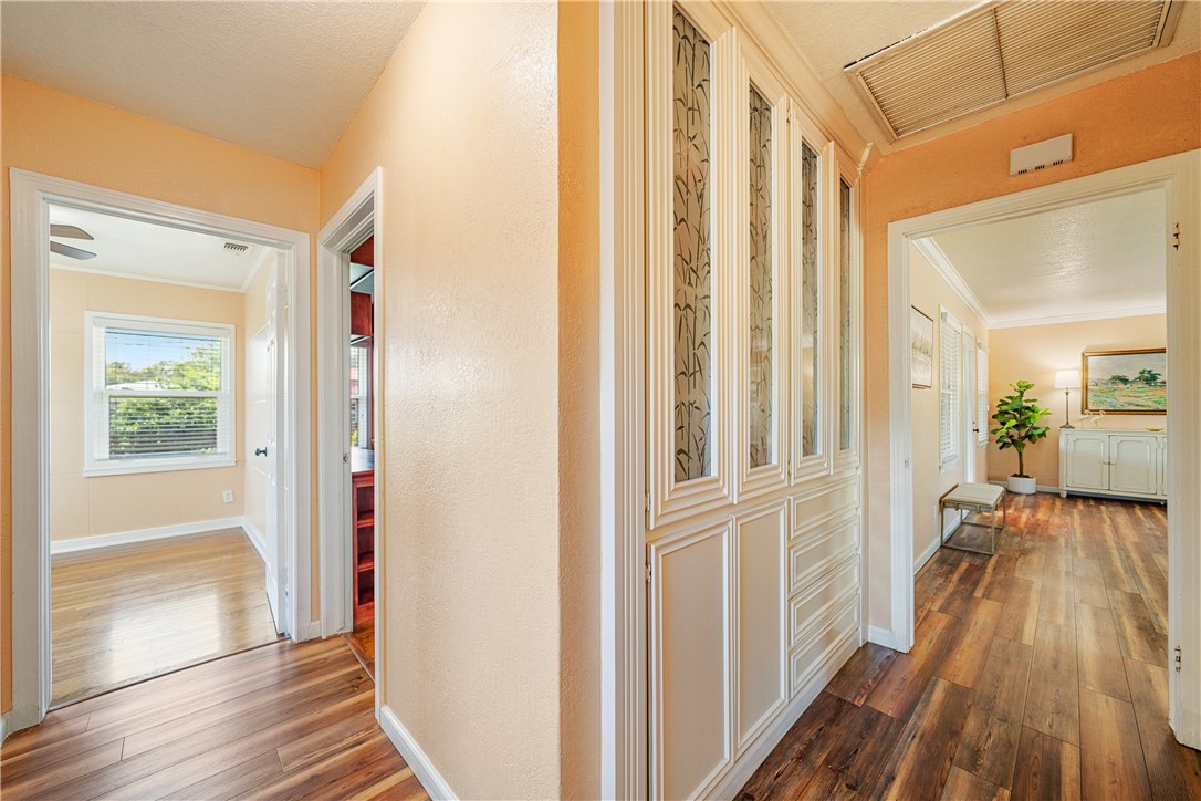 345 Doddridge St Property Photo 32