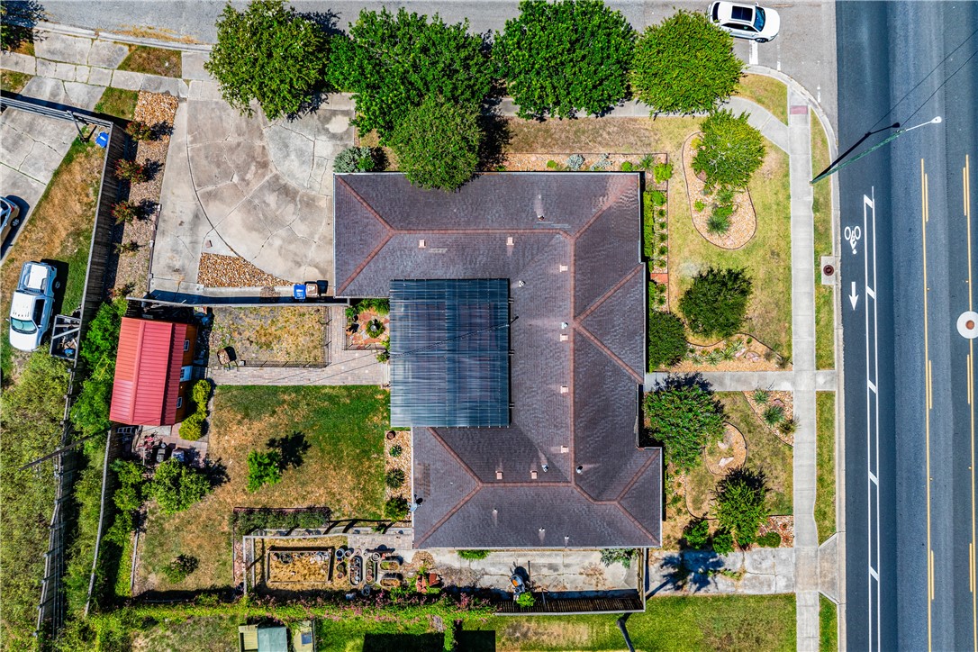 345 Doddridge St Property Photo 40