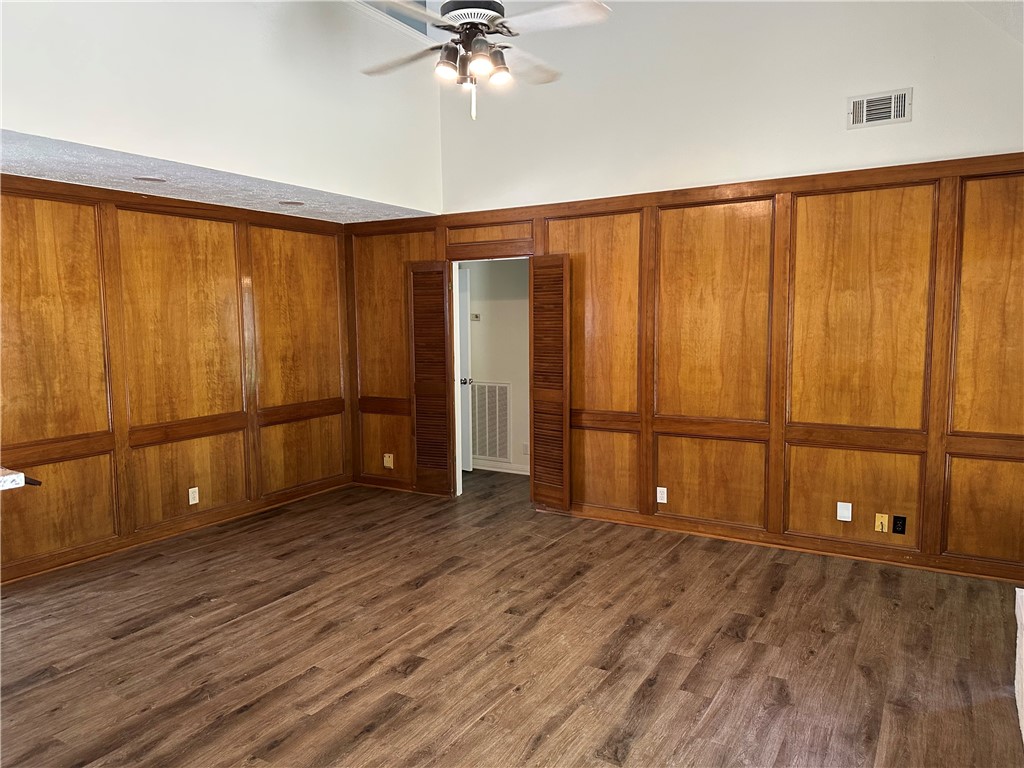 2616 El Camino Dr Property Photo 4