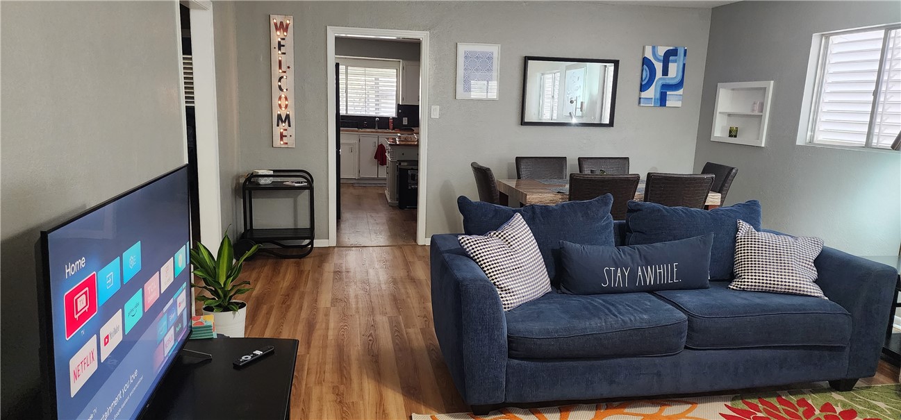 713 Atlantic St Property Photo 2