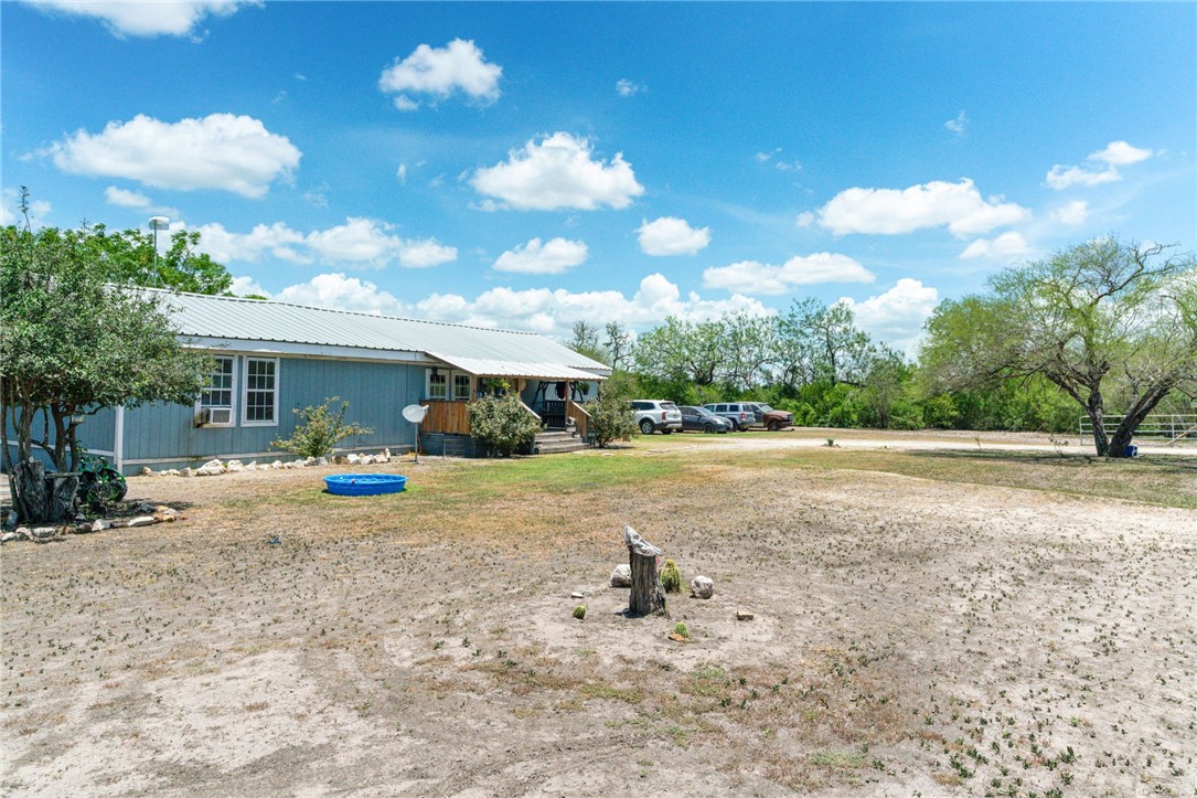 312 County Road 3031 Property Photo 2