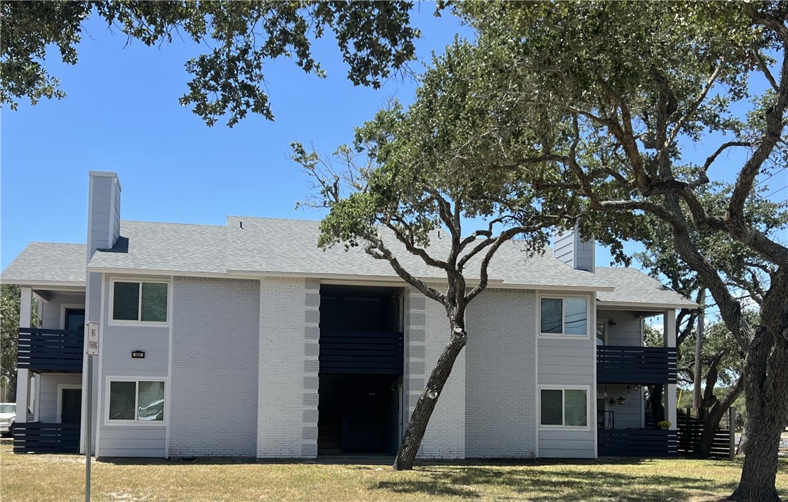 1807 Harbor Dr Property Photo 1