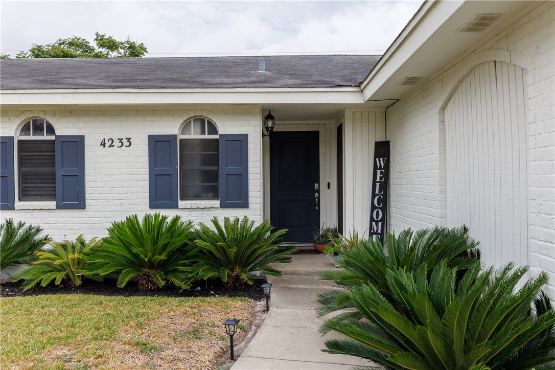 4233 Nolford Pl Property Photo 4